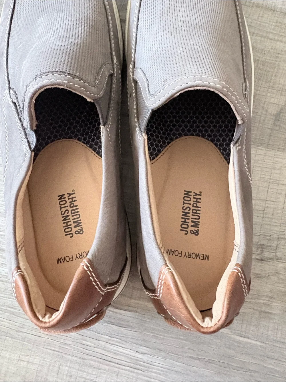 Johnston & Murphy “Bowling Mock Venetian” Slip-On Loafer  like new size 11